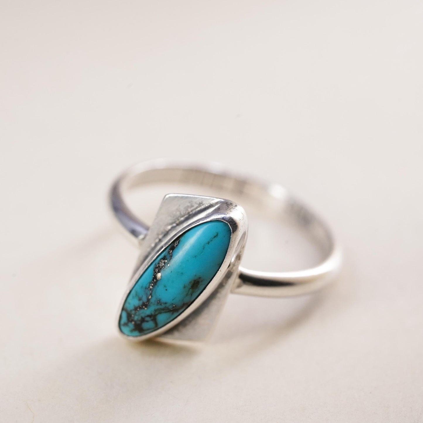 Size 5, Native American sterling silver ring, 925 silver ring oval turquoise