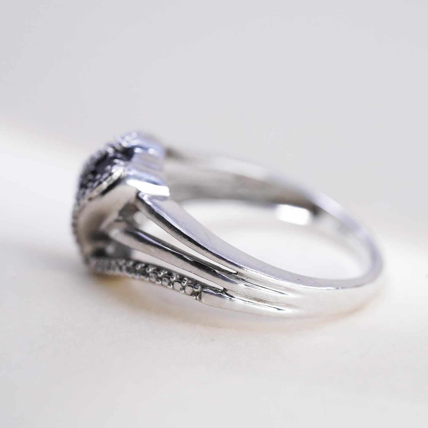 Size 7, VTG two tone Sterling 925 silver statement ring cluster real diamond