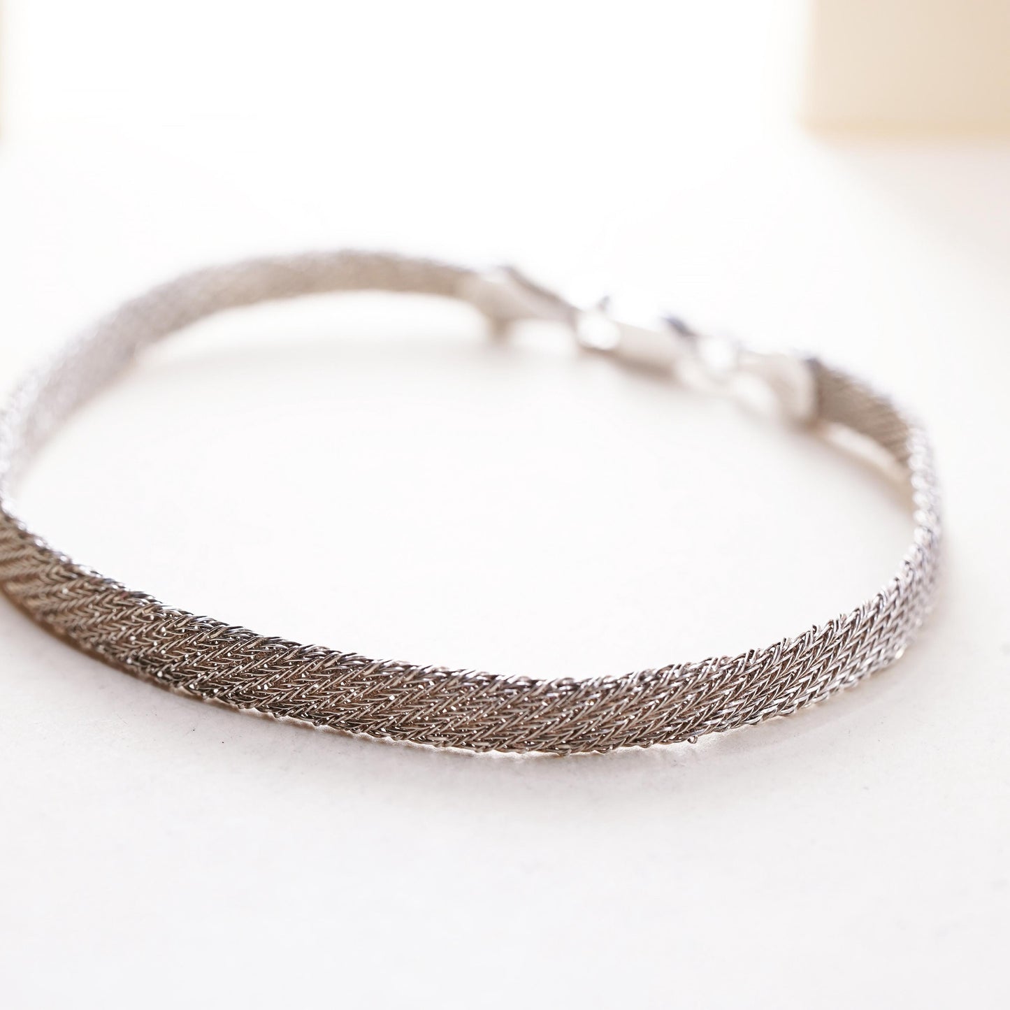 7.5” 6mm, Vintage sterling 925 silver mesh bracelet