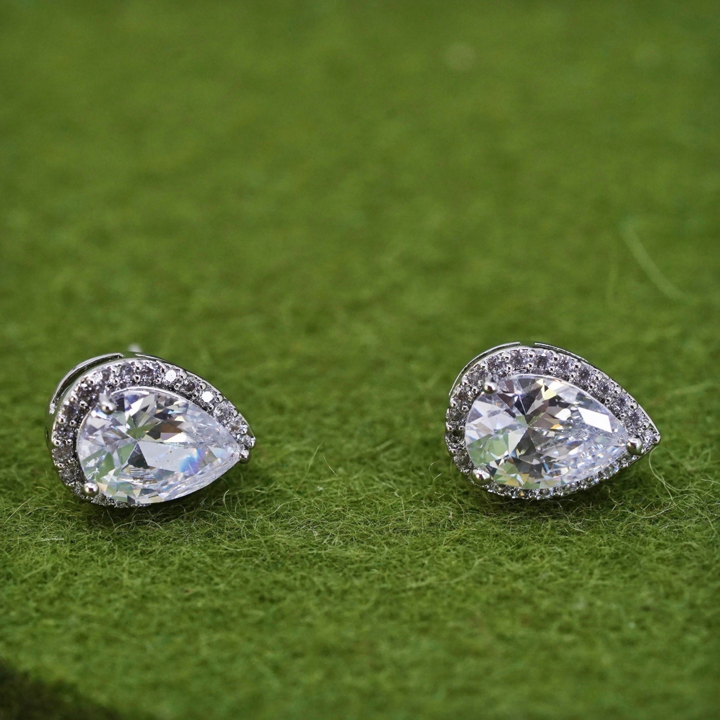 Vintage sterling silver genuine cz teardrop studs, fashion minimalist earrings