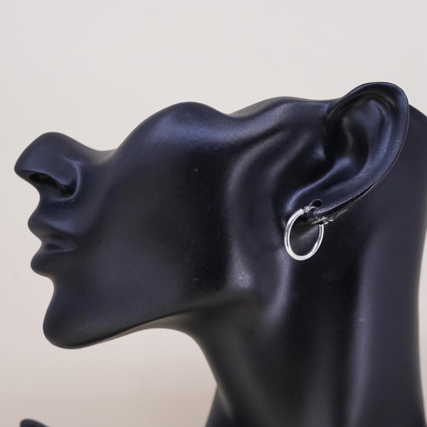 0.75", Vintage sterling silver loop single earring, fashion primitive hoop