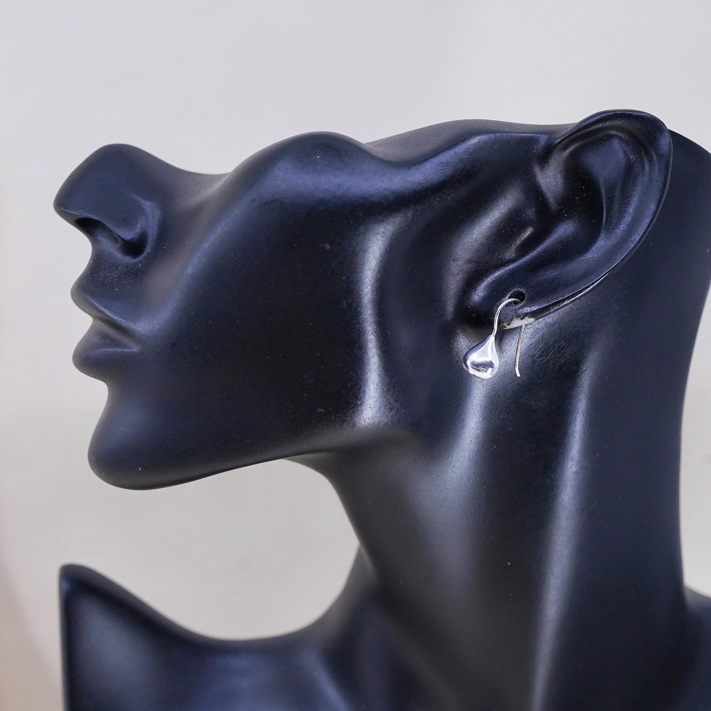 Vintage IBB Sterling Silver Small Teardrop Dangles Earrings 925