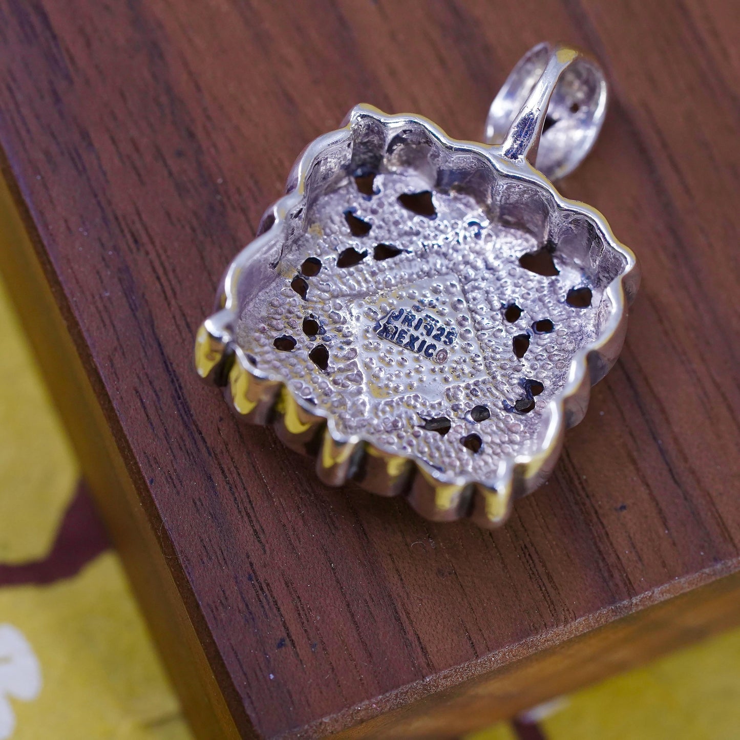 Vintage Sterling silver handmade pendant, 925 square filigree pendant malachite