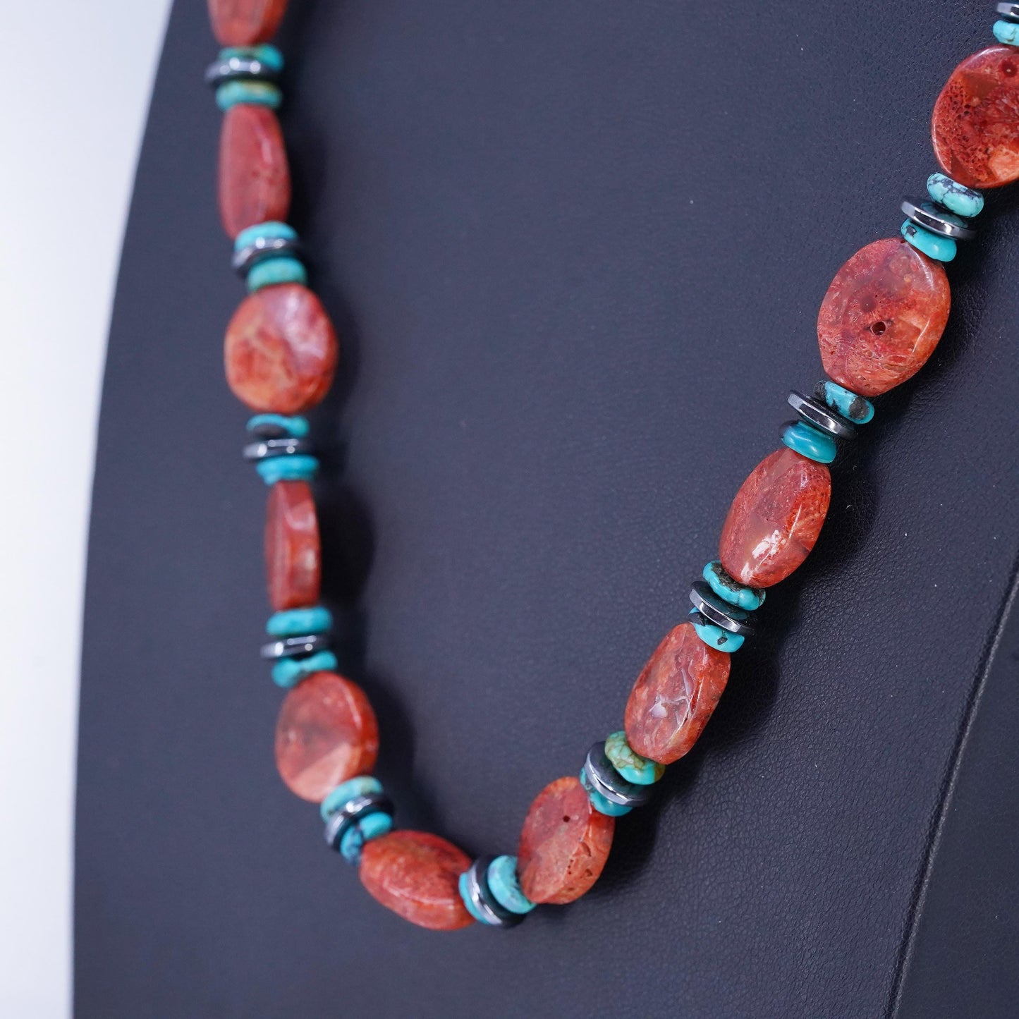 22", Native American Sterling Silver 925 necklace green turquoise coral beads