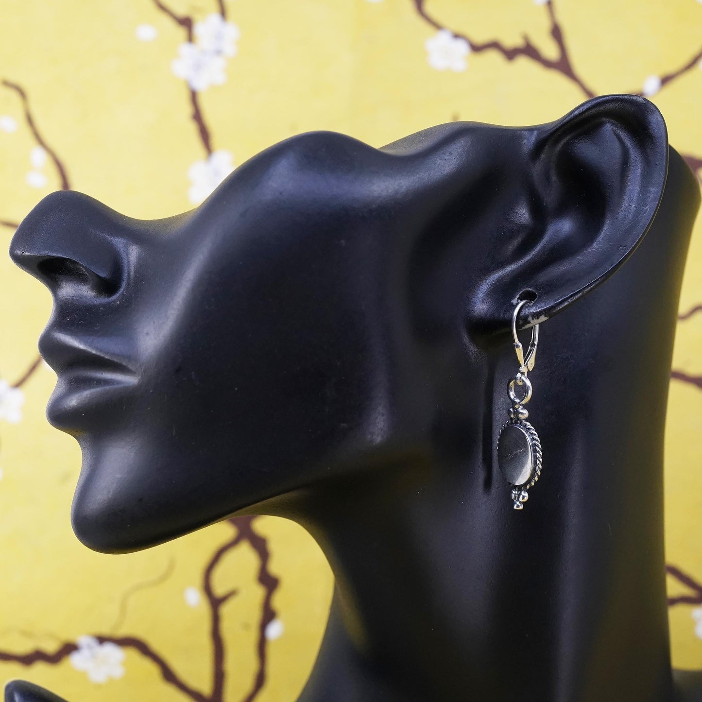 Vintage Sterling 925 silver handmade Oval Drop Dangle Earrings w/ cable around