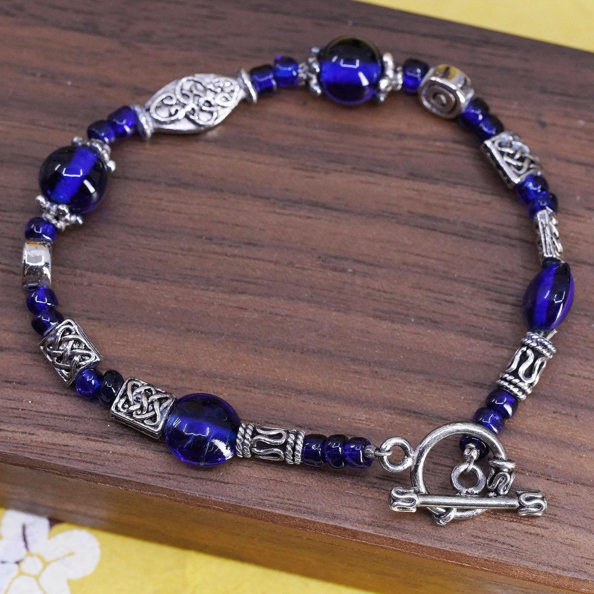 7", vintage Sterling 925 silver handmade bracelet, blue glass beads bracelet