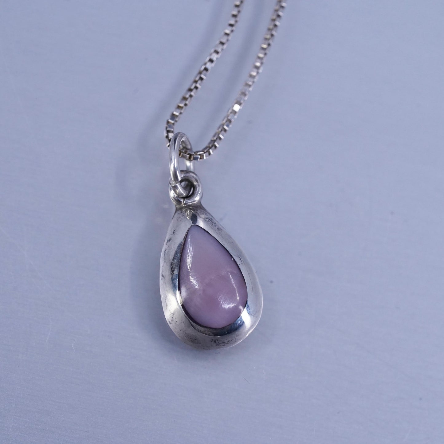 18”, Sterling 925 silver box chain necklace with teardrop pink MOP pendant