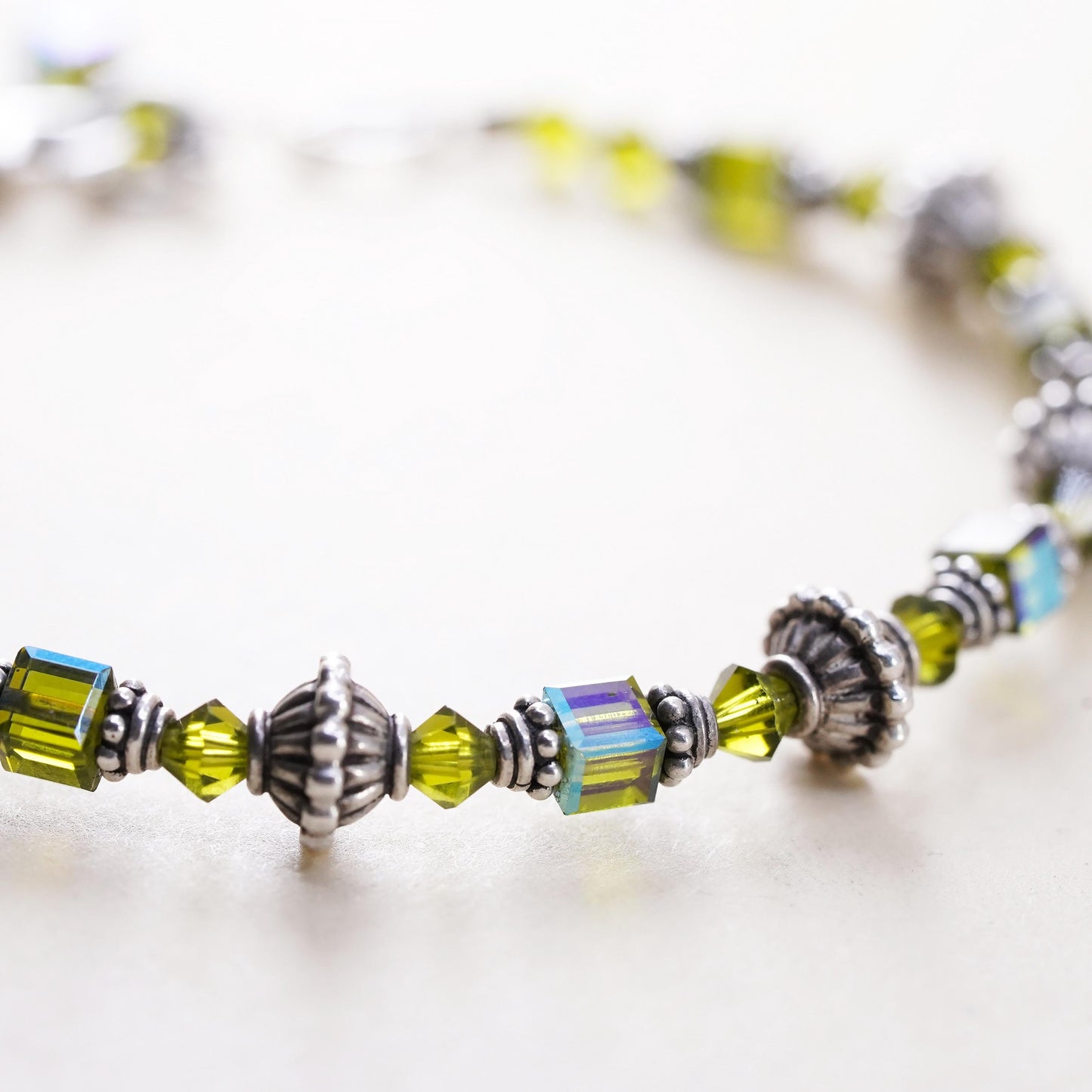 7", vintage Sterling silver handmade bracelet, 925 beads chain green Crystal