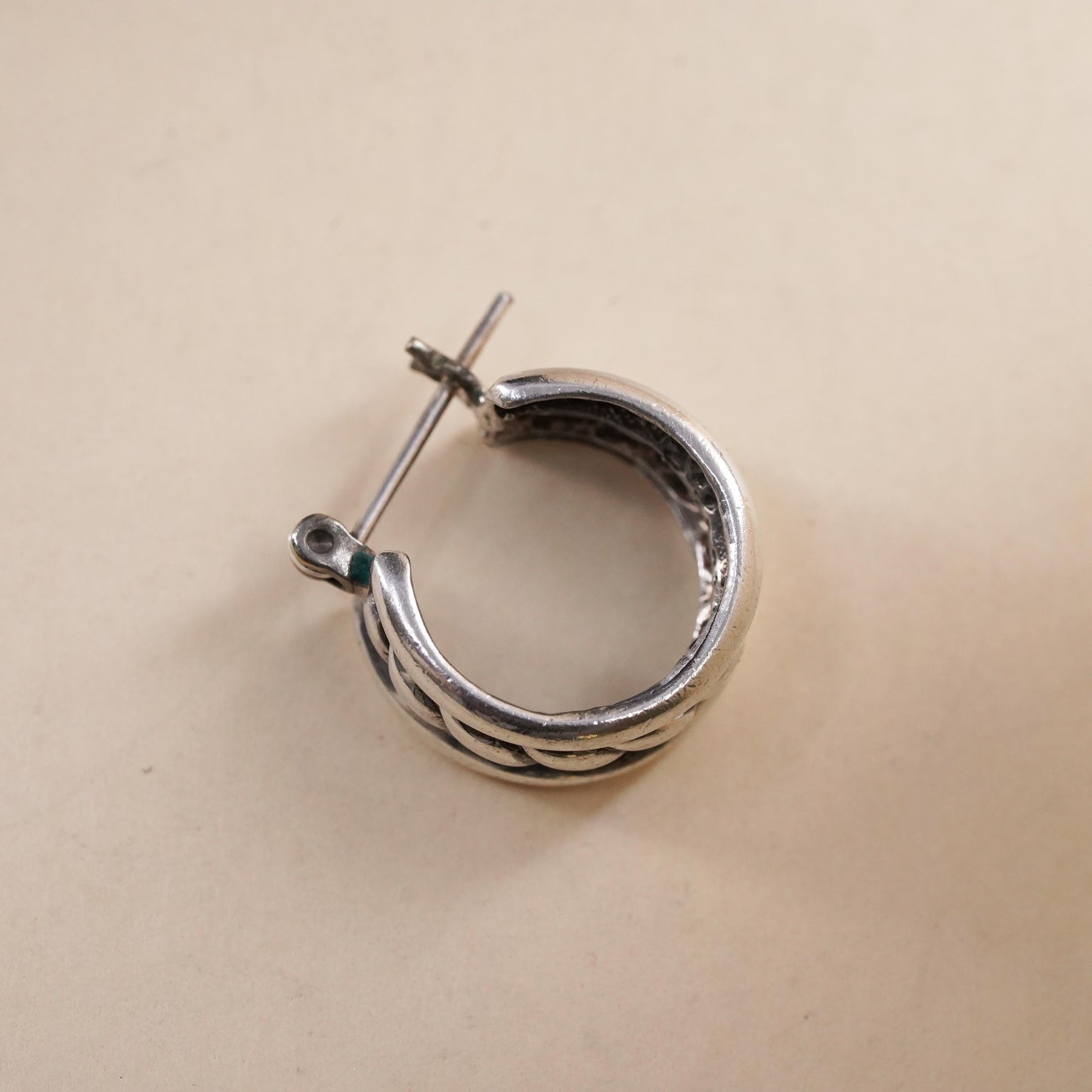 0.5”, Vintage Jezlaine sterling silver single earring, cable primitive hoop