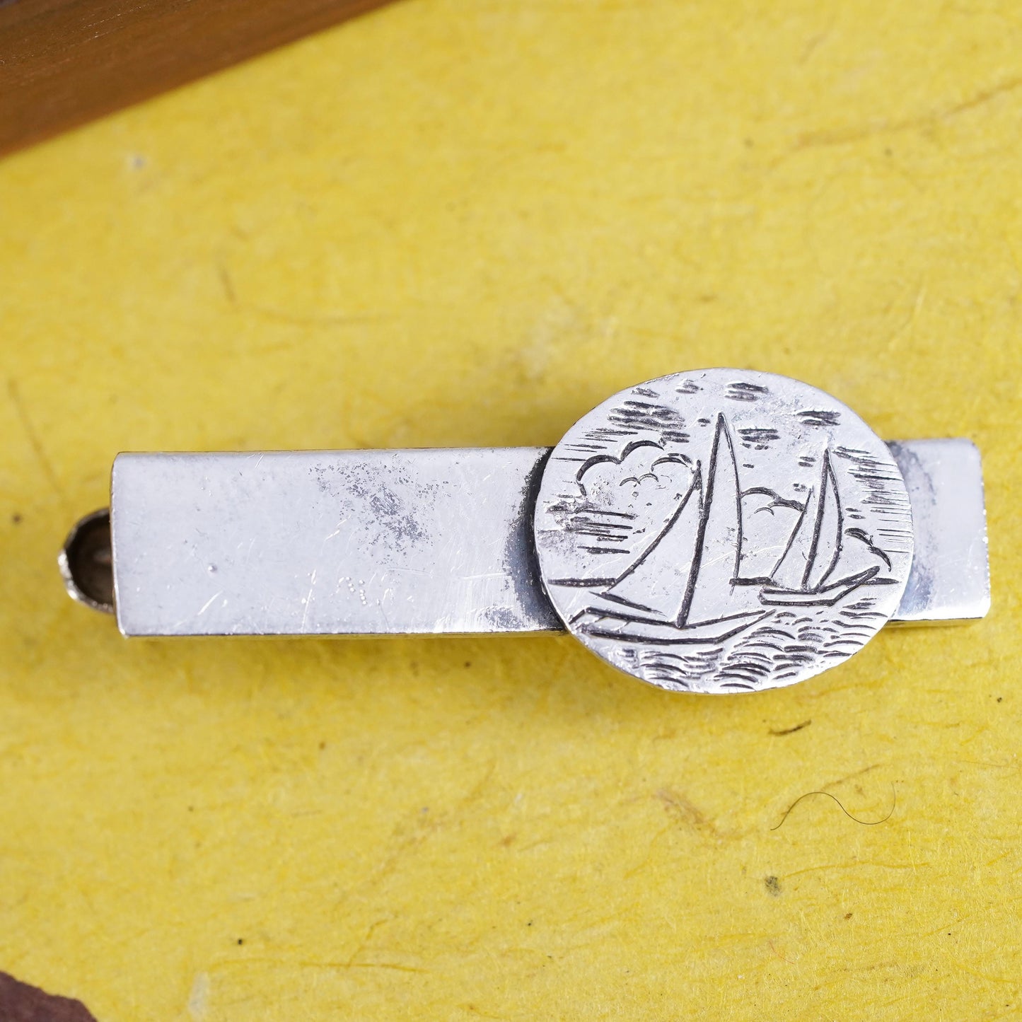 sterling silver handmade tie clip, modern 925 ribbed tie clip with sailing boat