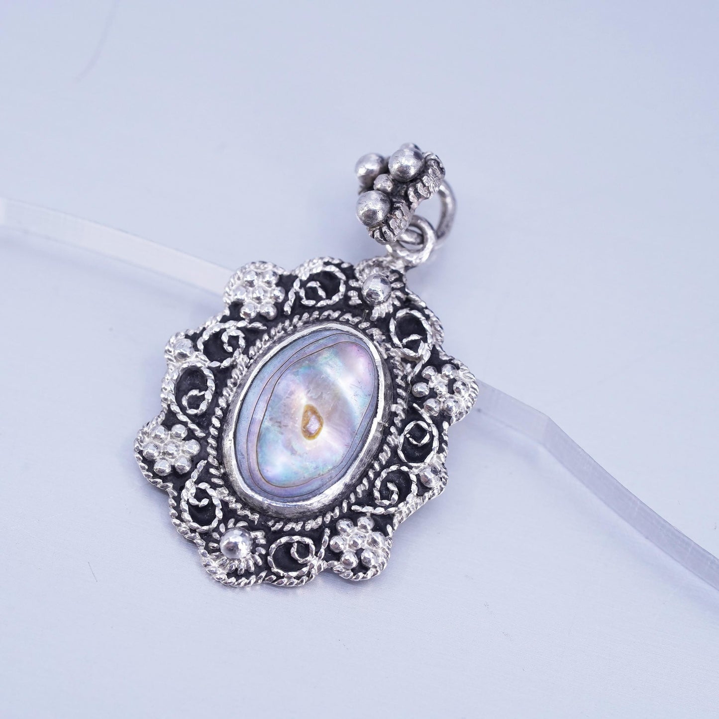 Vintage Sterling 925 silver handmade oval pendant with abalone inlay