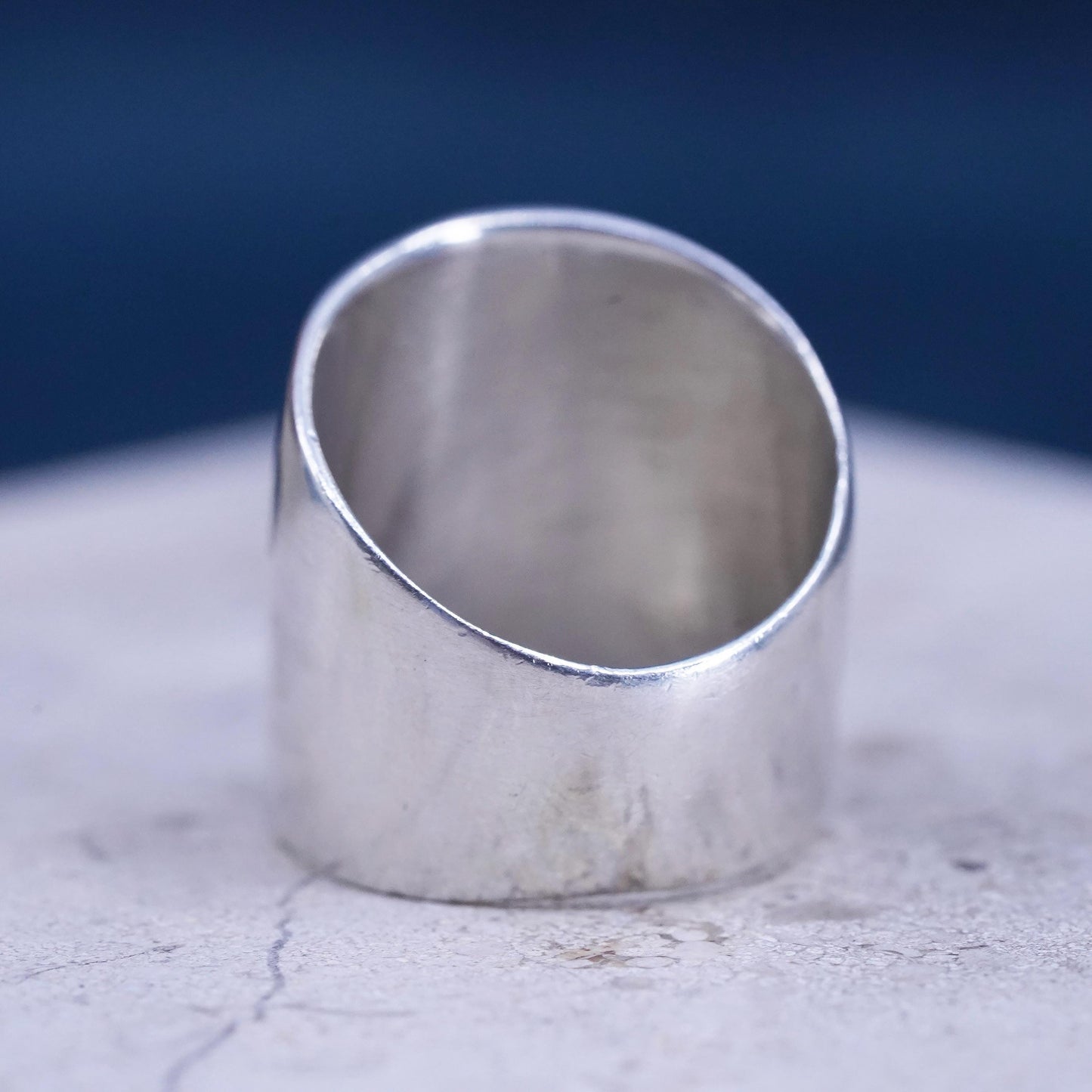 Size 7, vintage Sterling silver handmade ring, modern hammered 925 wide band