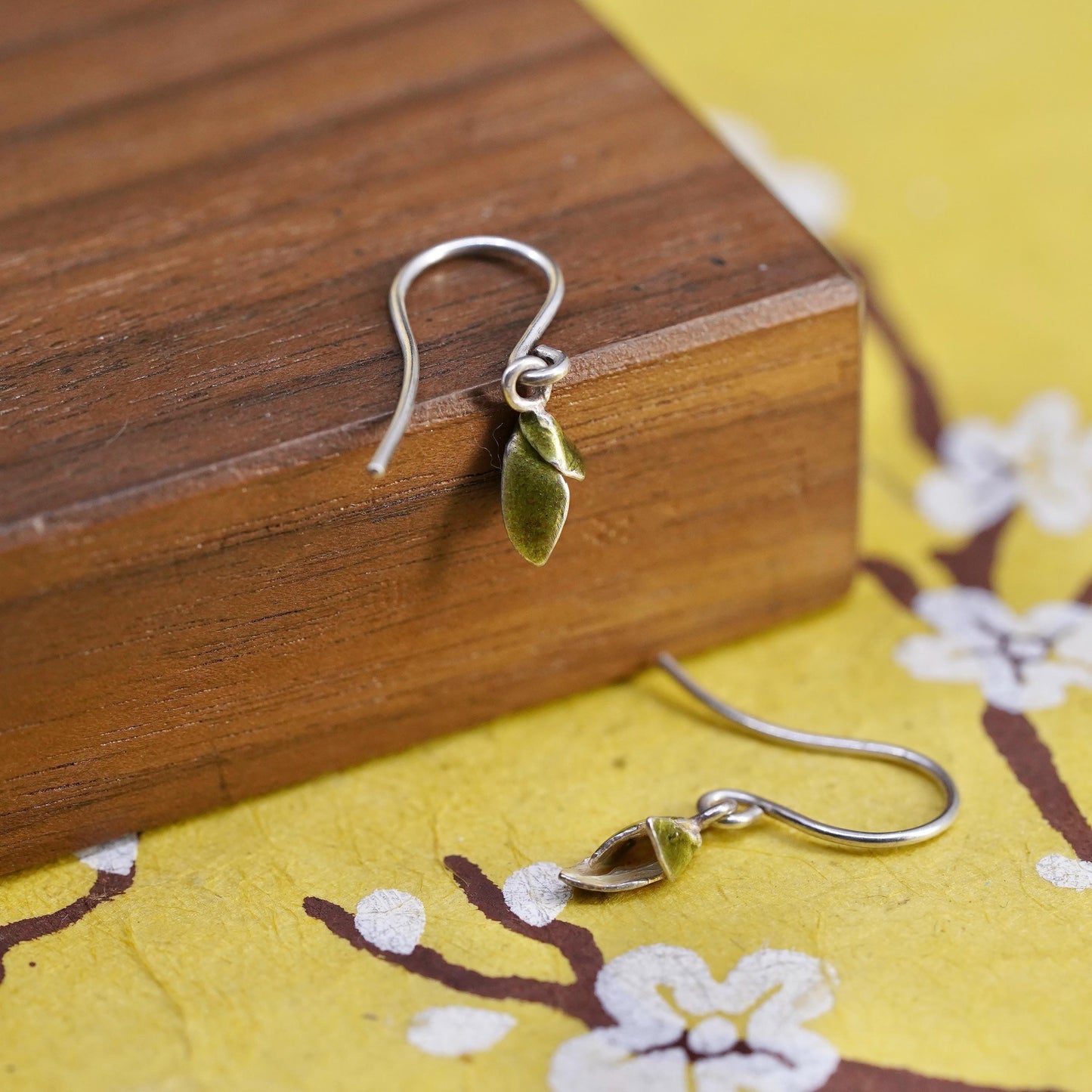 Vintage Sterling silver handmade earrings, 925 leaf dangles