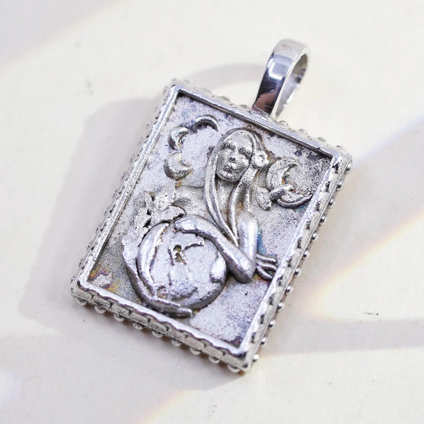 4.4g Vintage Platinum Lady Earth Pendant, Relief Pendant, Artisan Goddess Charm