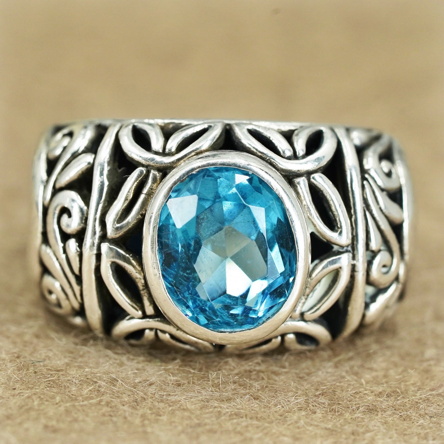 Size 9, vintage Samuel Benham BJC Sterling 925 silver band ring with blue topaz