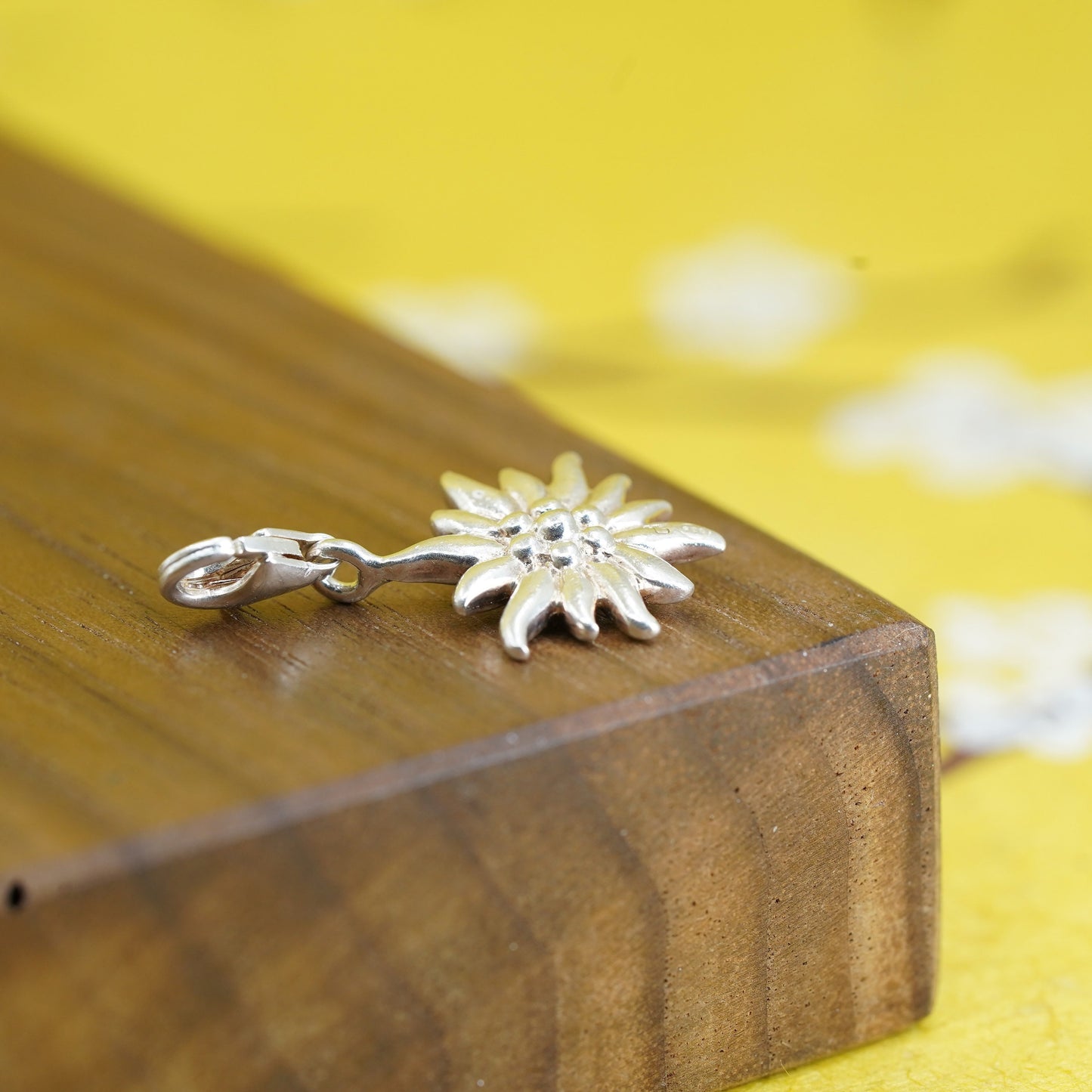 Vintage Sterling 925 silver handmade flower pendant