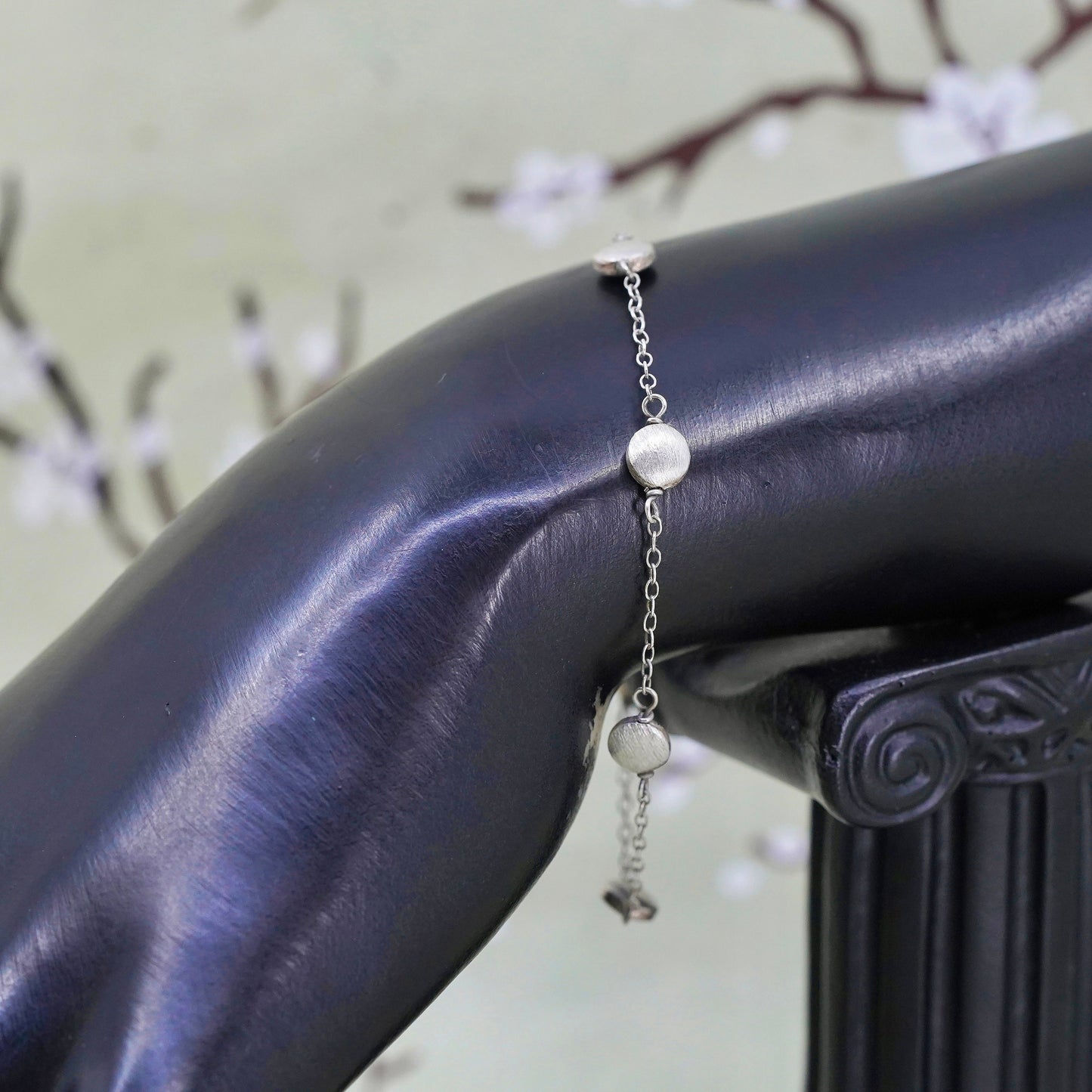 6.5", Vintage sterling 925 silver bracelet with circle disc details