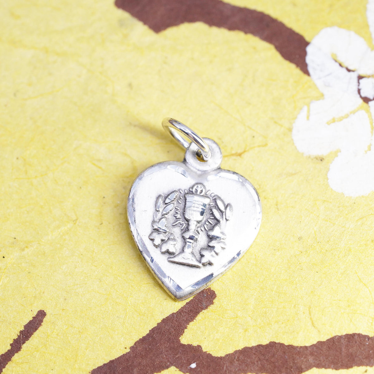 Sterling Silver 925 Heart Pendant, Eucharist Grapes, Wheat Religious Tag Charm