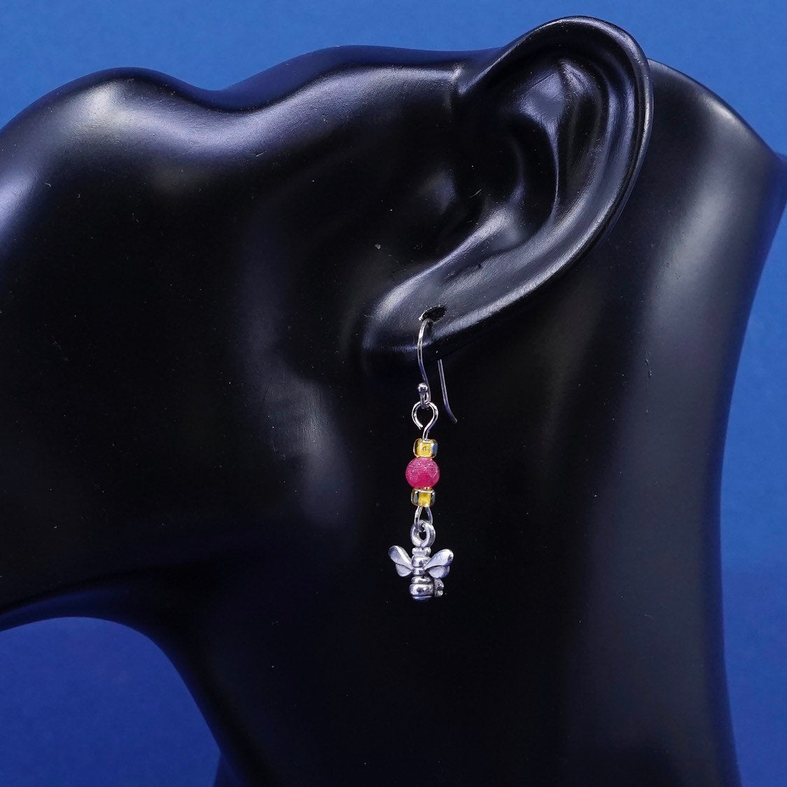 VTG sterling silver handmade earrings, 925 w/ ruby bead N bee dangle