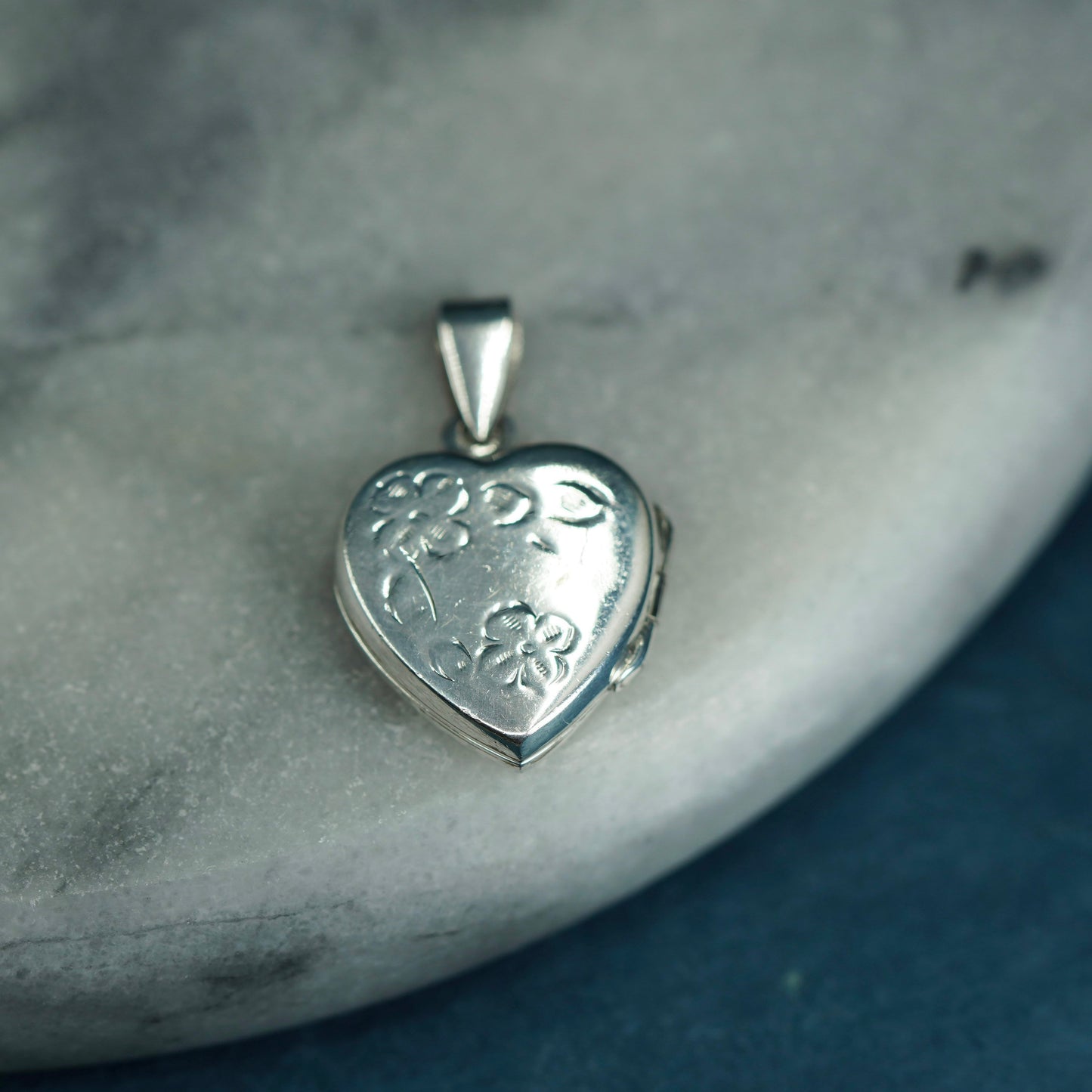 Vintage Sterling silver handmade pendant, 925 heart photo locket