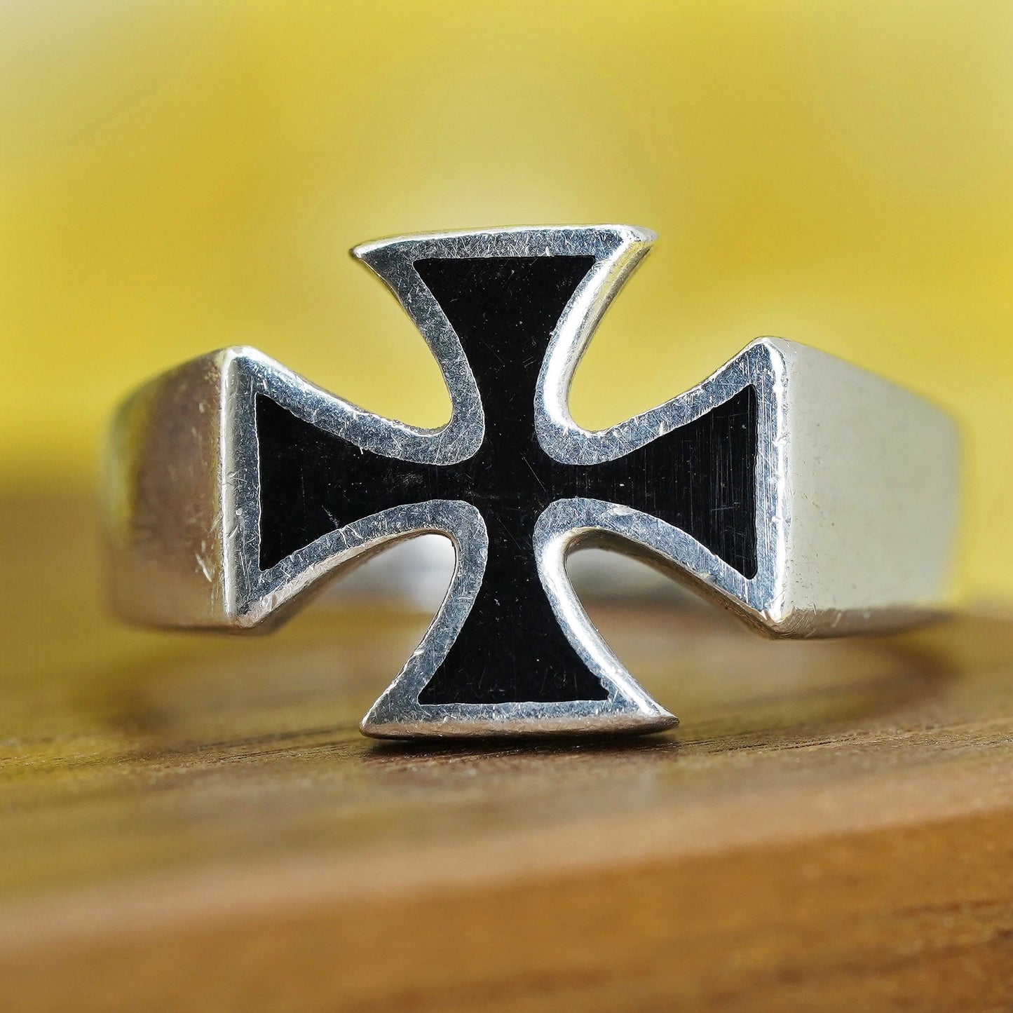 Size 10, vintage Sterling silver handmade ring, 925 cross band black enamel