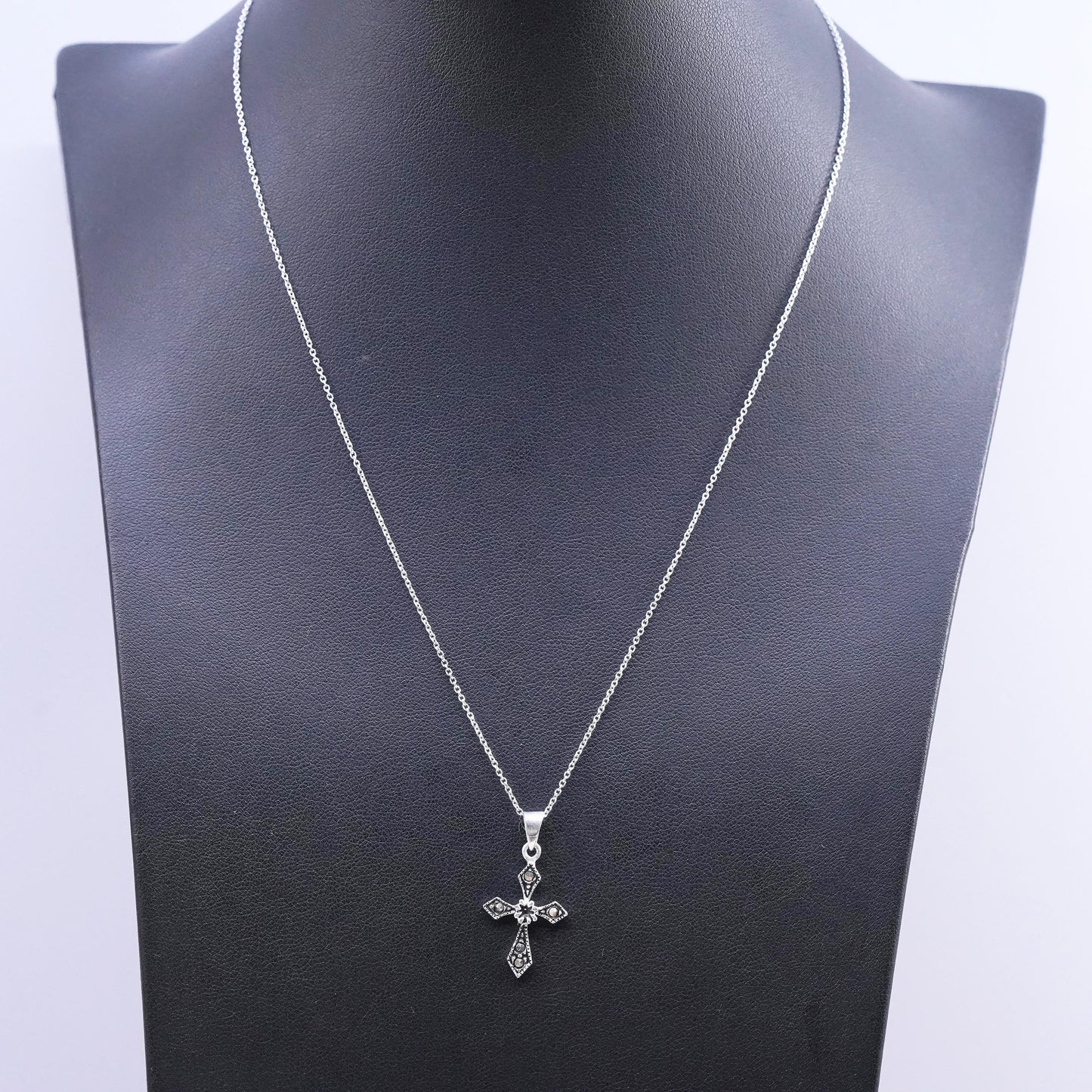 18” Sterling 925 silver circle chain necklace with cross pendant and marcasite