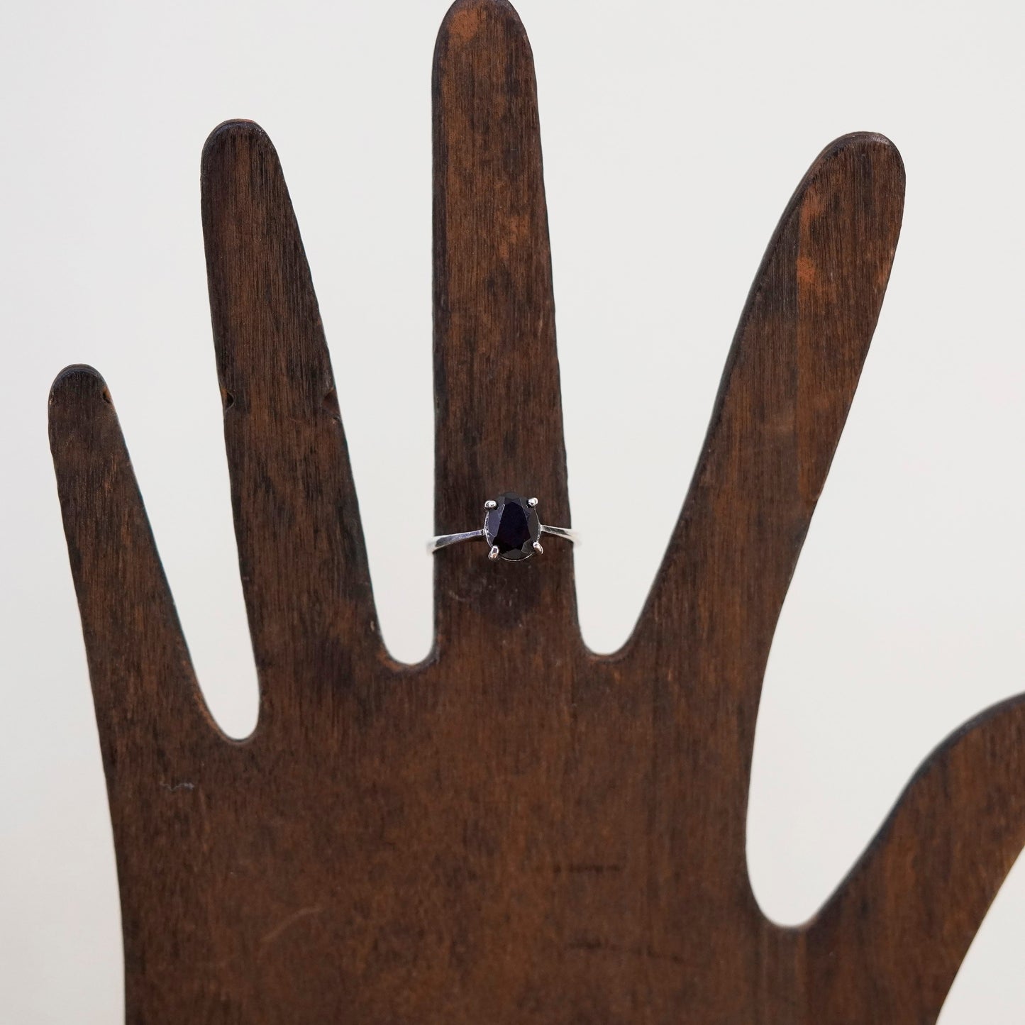 Size 6, size adjustable. vintage Sterling 925 stackable ring with oval garnet