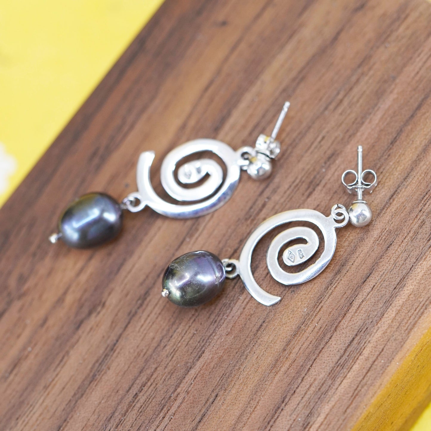 Vintage sterling silver handmade earrings, 925 swirly drops with black pearl