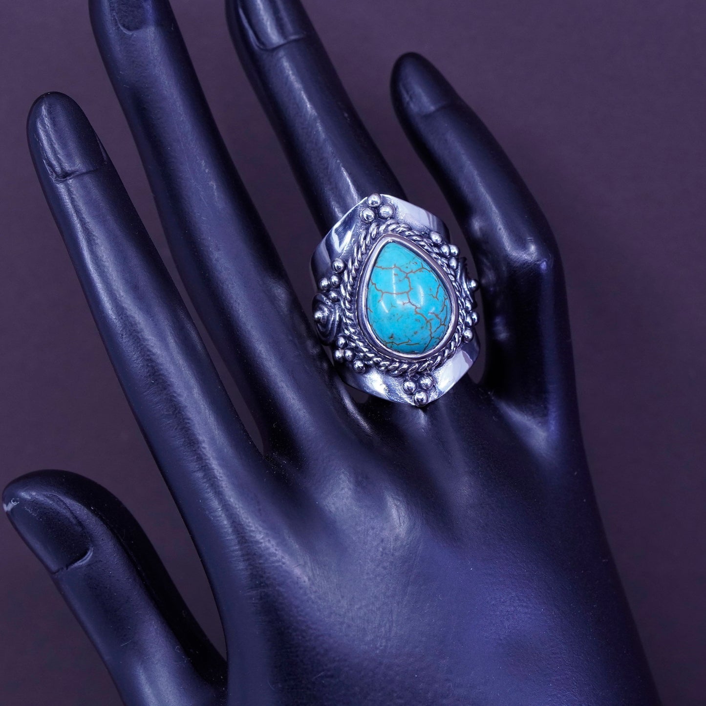Size 9, Sterling 925 silver ring, Native American, Navajo w/ teardrop turquoise