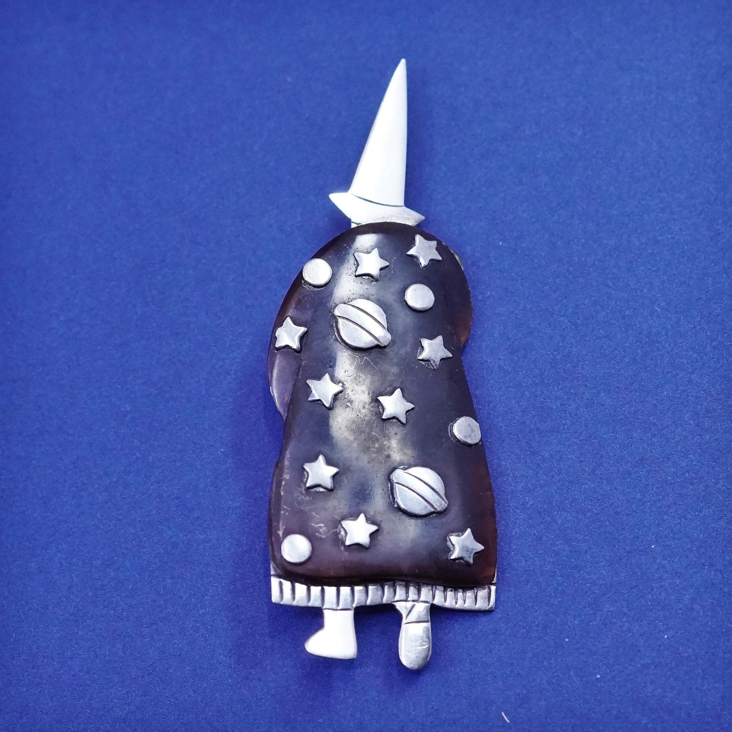 Vintage Sterling 925 silver handmade wizard brooch with mother of pearl beads
