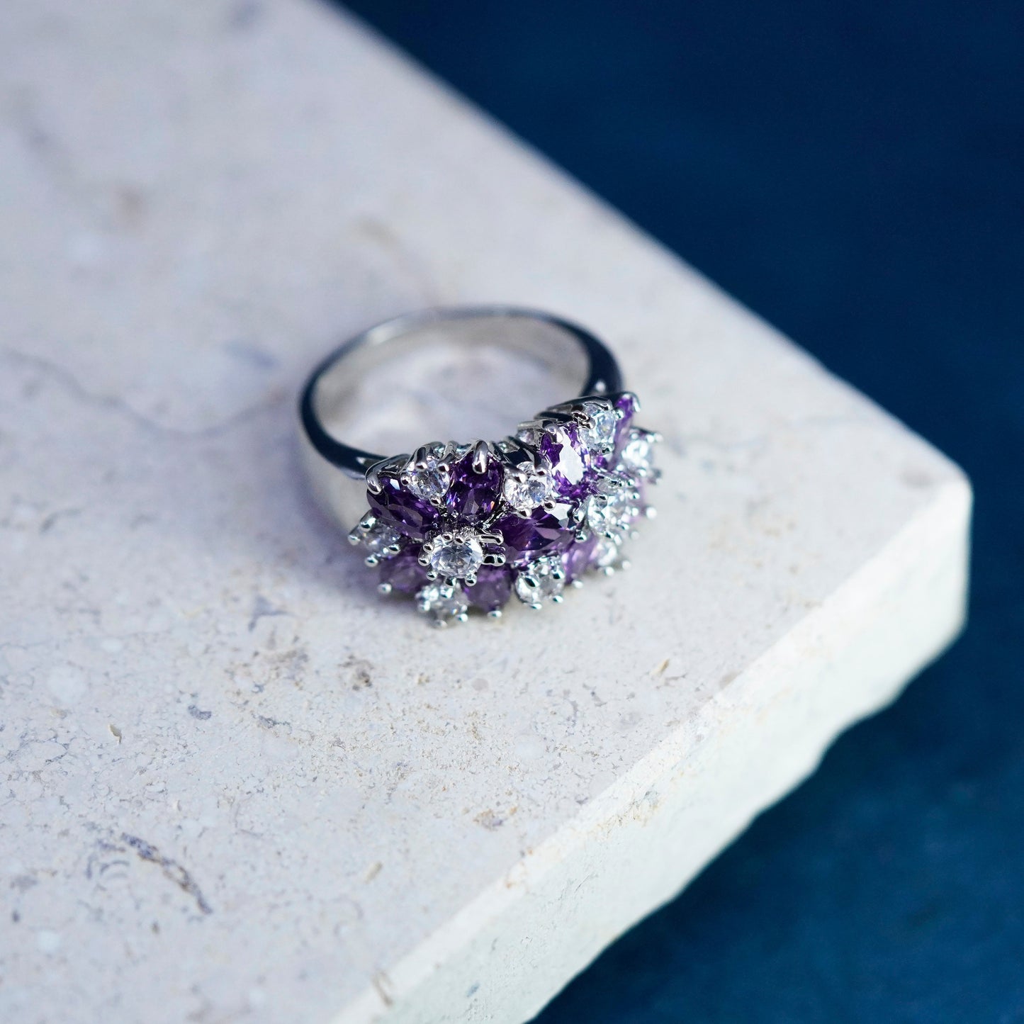 Size 6.5, vintage Sterling silver handmade ring, 925 flower with amethyst cz