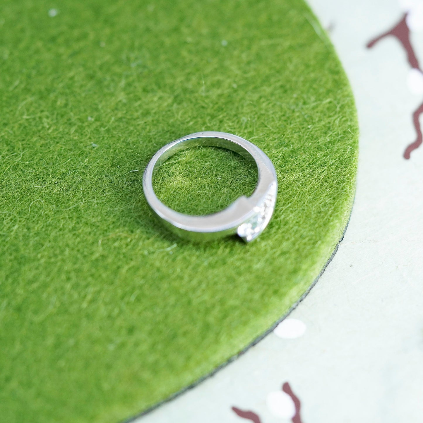 Size 4.75, vintage sterling 925 silver ring with CZ, stackable band
