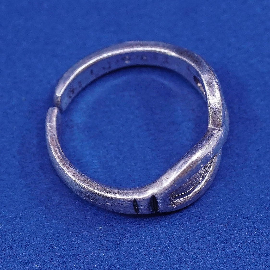 sz 3, vtg Sterling silver handmade ring, 925 knot band, stamped 925, open end