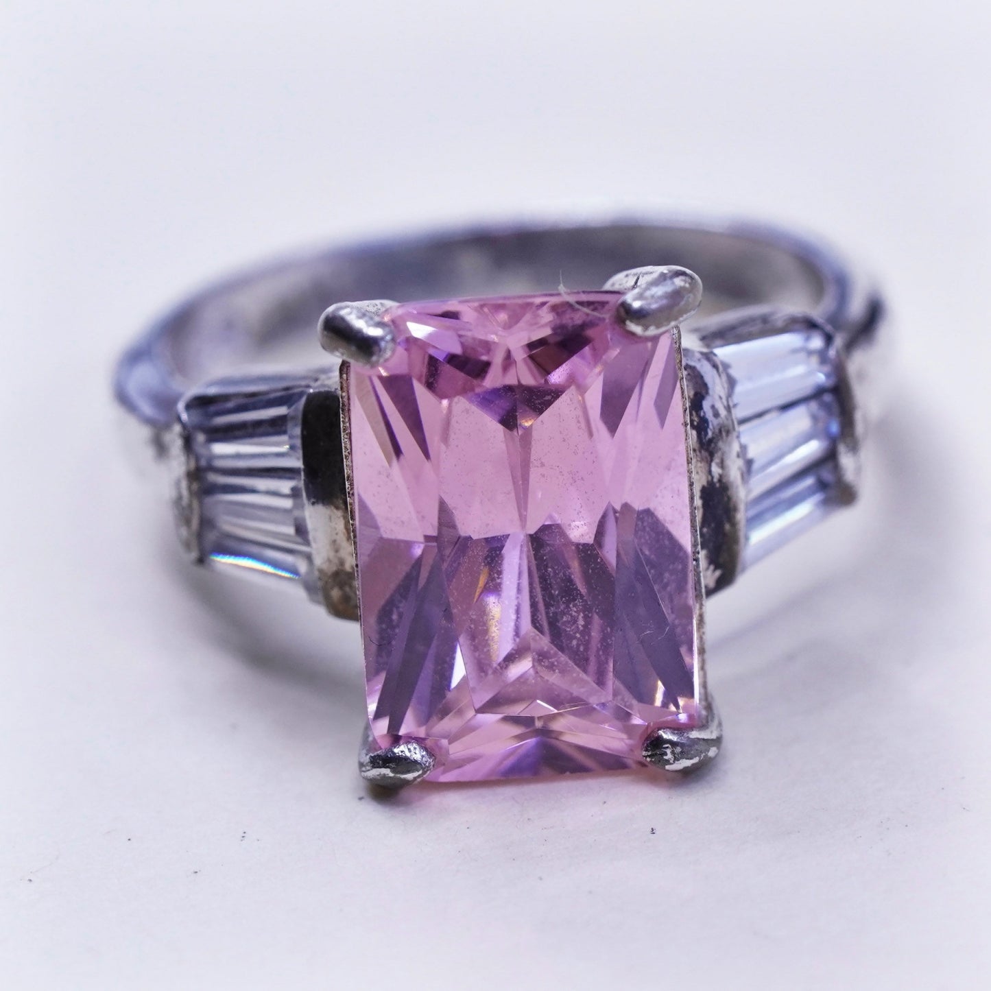 Size 5.75, Sterling silver fashion ring, 925 silver emerald pink Quartz crystal