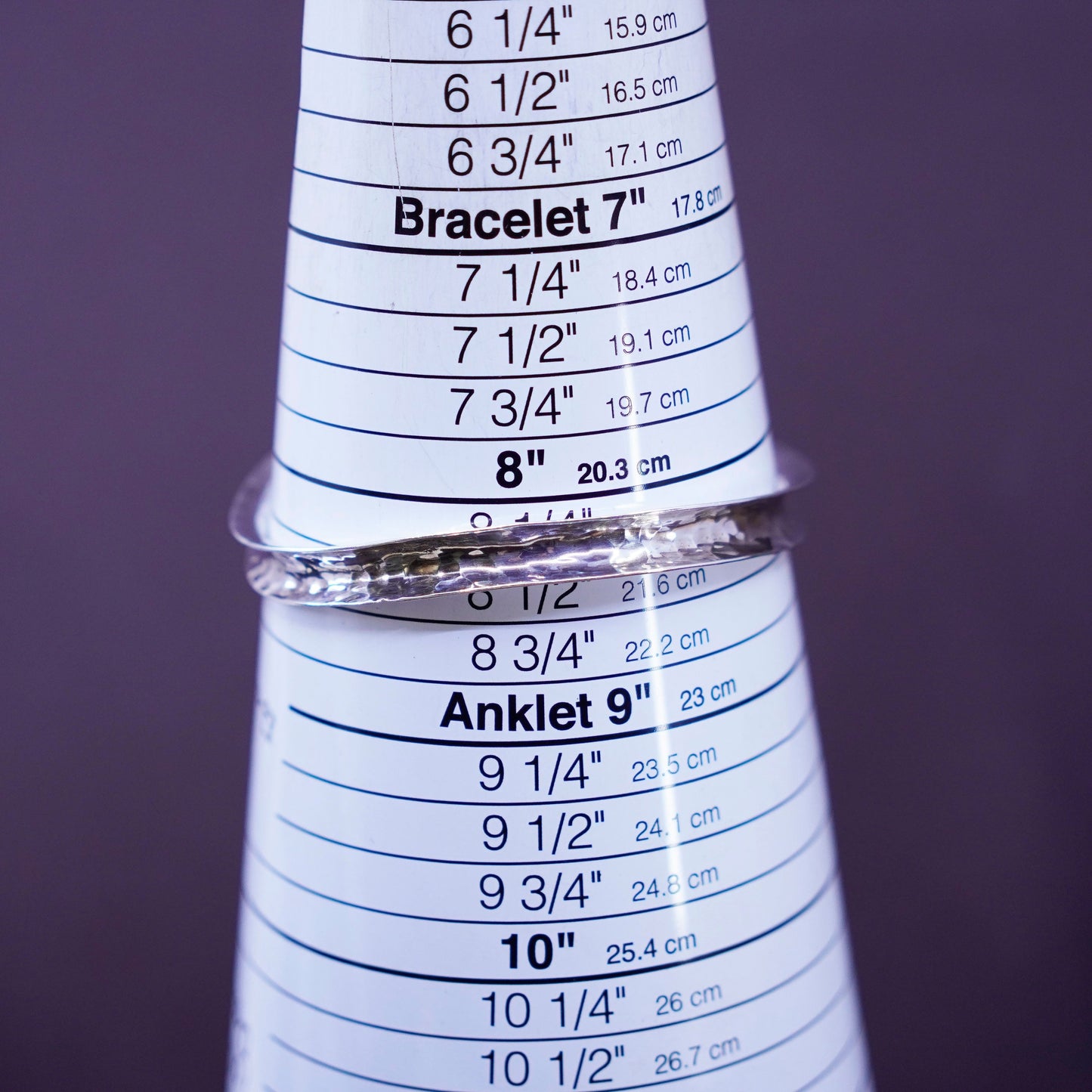 8.5”, vtg Native American Sterling silver bracelet, hammered 925 horn bangle