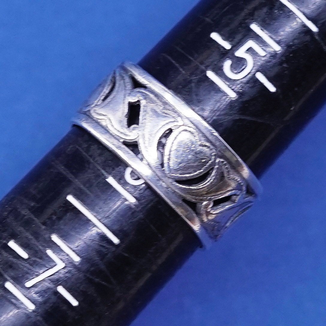 Size 5.75, vtg sterling silver handmade ring, 925 heart band, stamped sterling