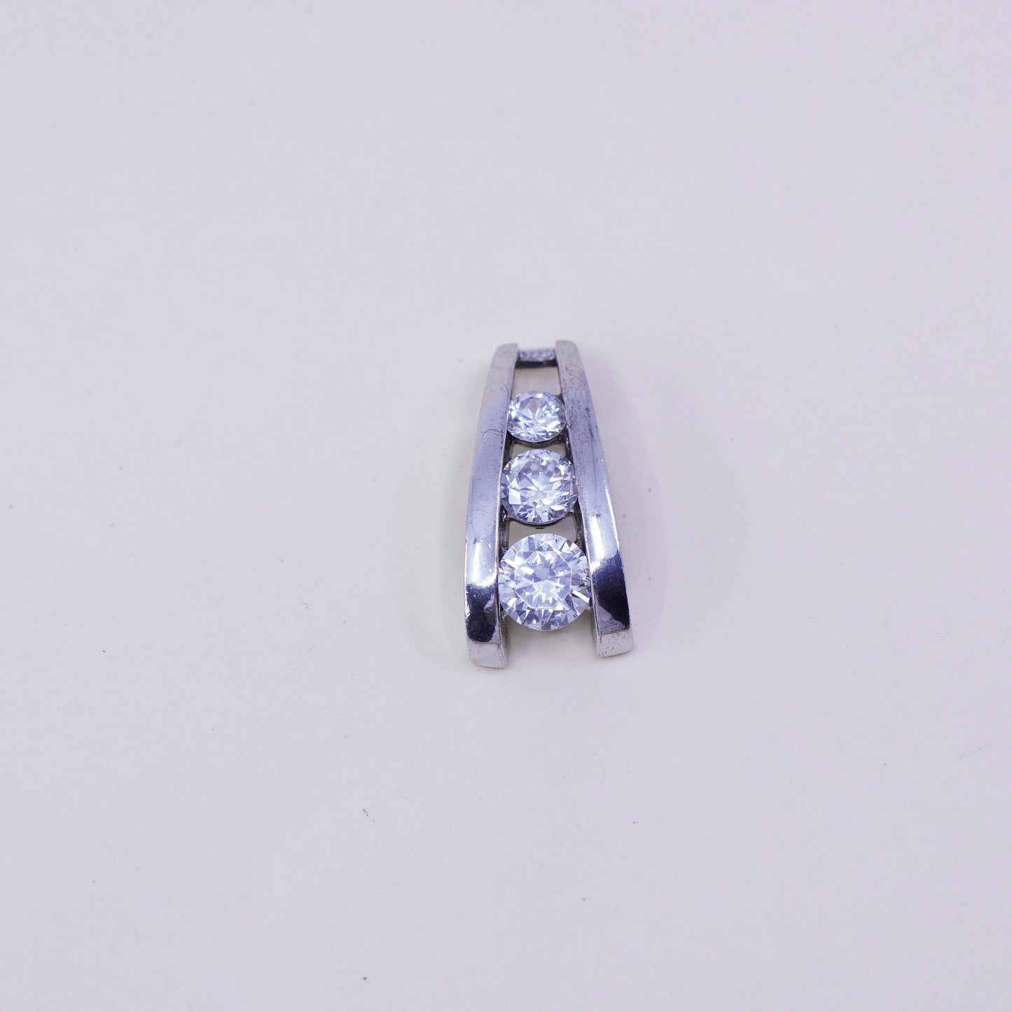 Vintage sterling silver cz pendant, 925 mordant charm
