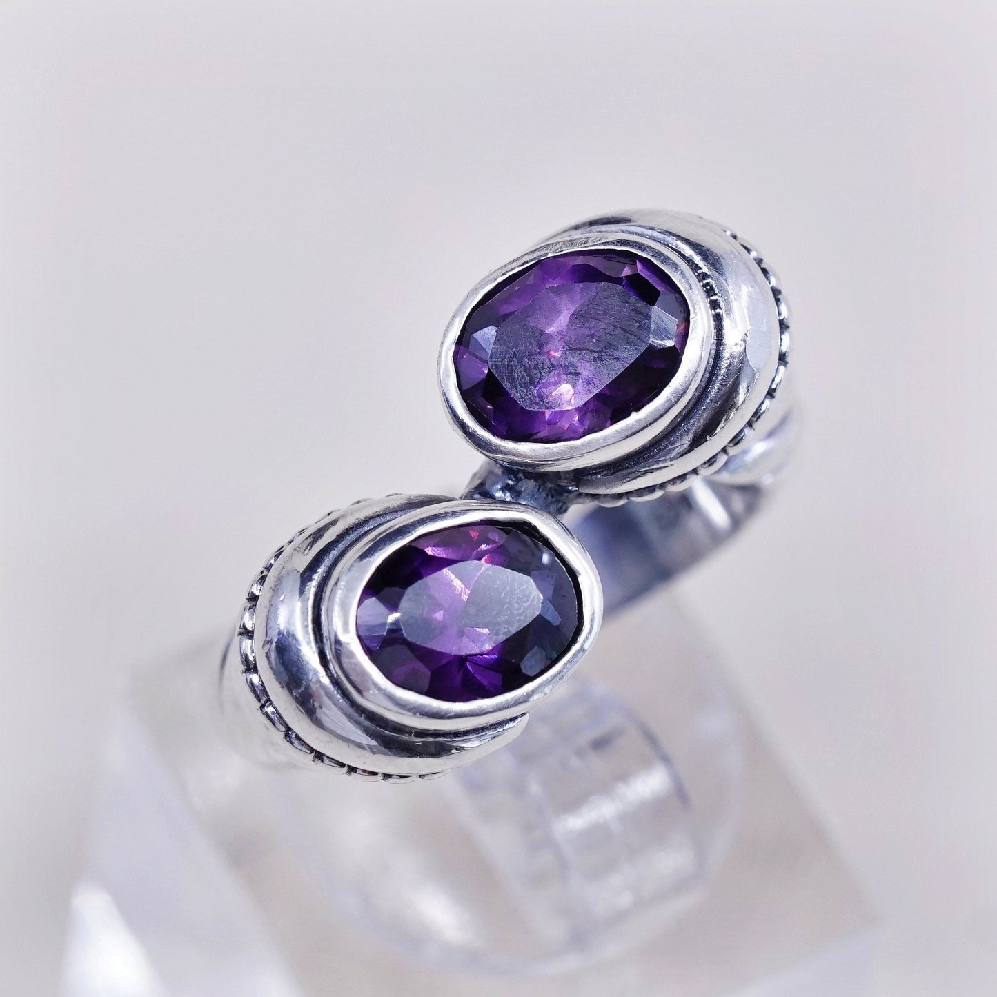 Size 7, vtg JRY sterling silver handmade ring, mexico 925 cable with amethyst