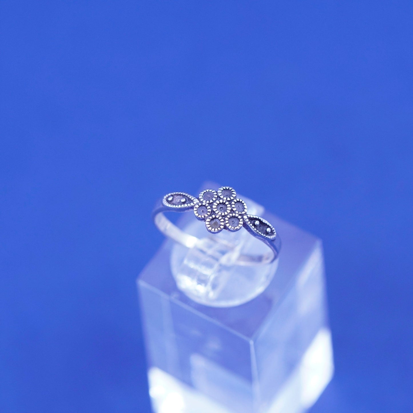 Size 7.25, vintage Sterling silver handmade ring, 925 flower band