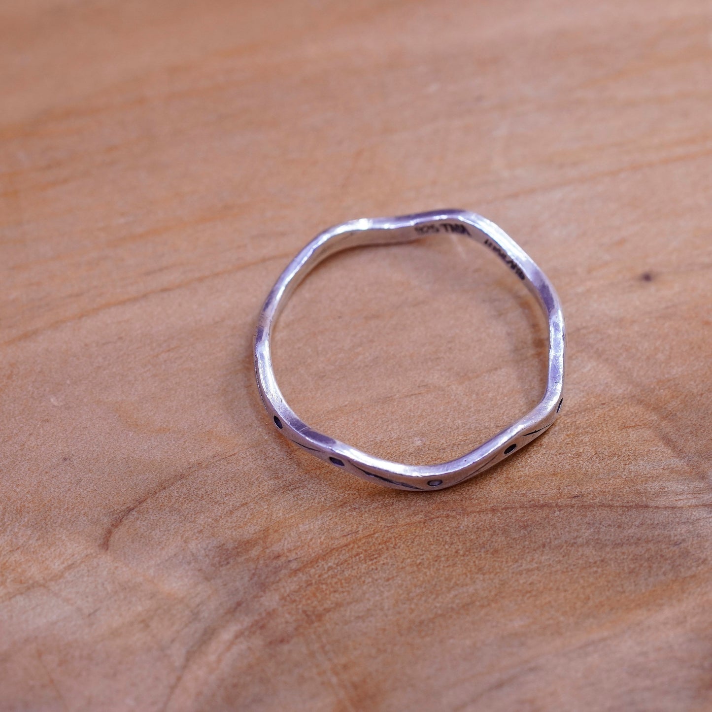 Size 10.75, vintage Sterling silver handmade ring, southwestern, 925 wavy band