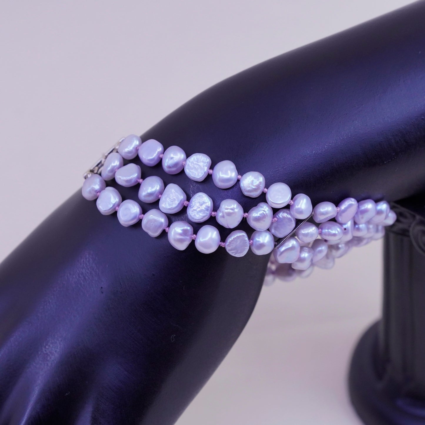 7.5”, Vintage handmade bracelet, gray pearl with Sterling 925 silver clasp