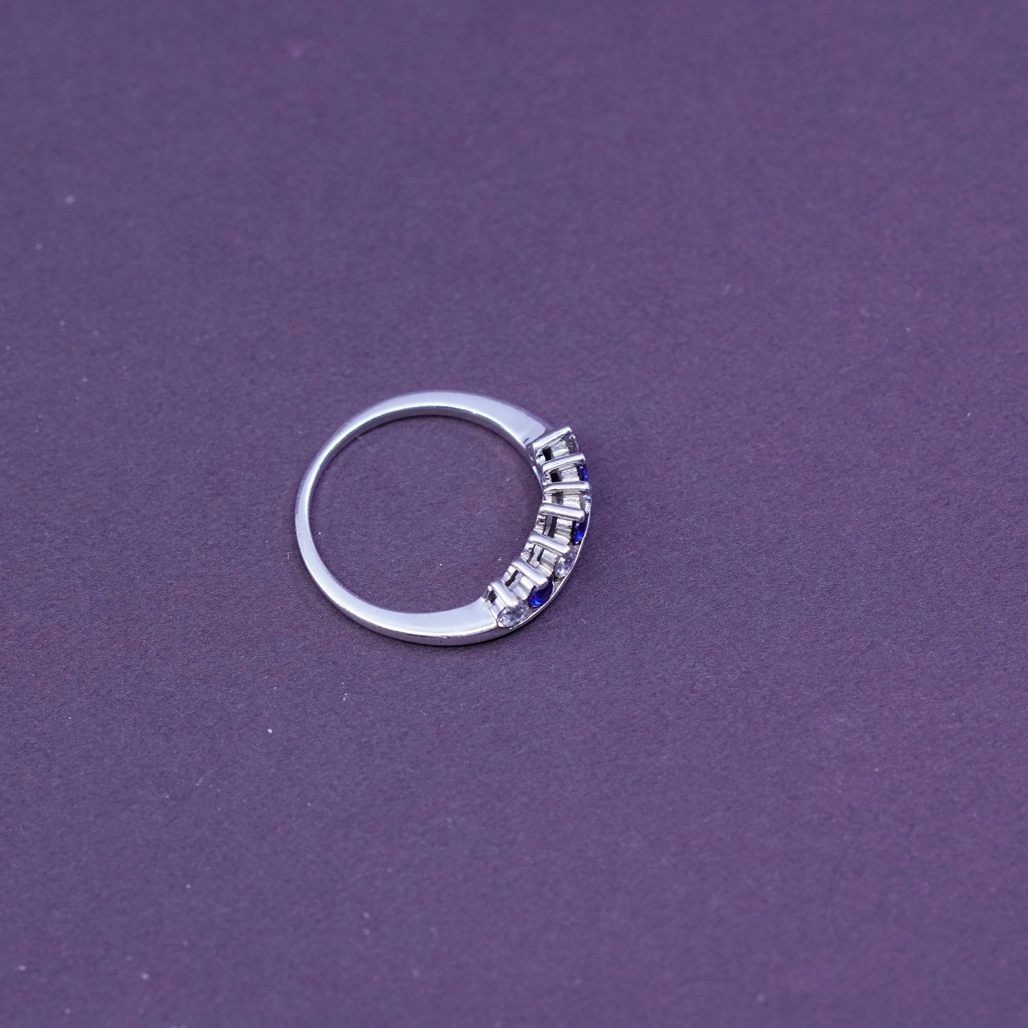 Size 6, vintage Sterling 925 silver handmade ribbed ring with blue topaz and Cz