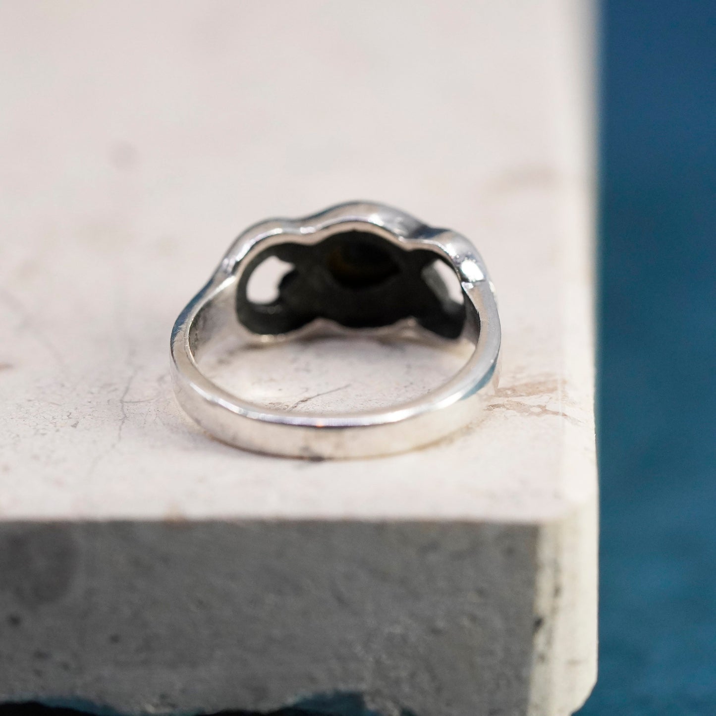 Size 5.5, vtg Sterling 925 silver handmade ring band with black onyx marcasite