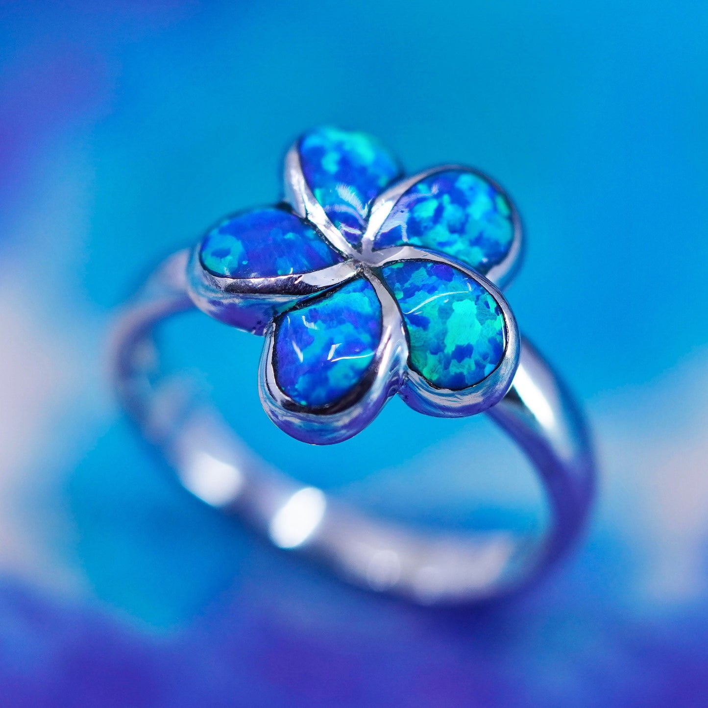Size 6, Vintage Sterling 925 silver handmade plumeria flower ring with opal