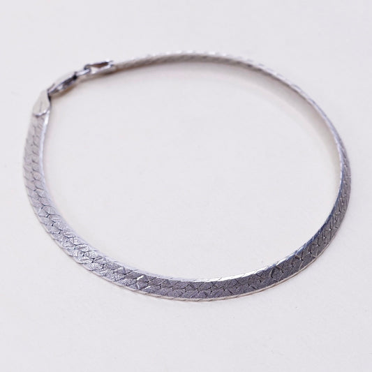7.75”, 5mm, vtg sterling silver textured herringbone bracelet, Italy 925 chain