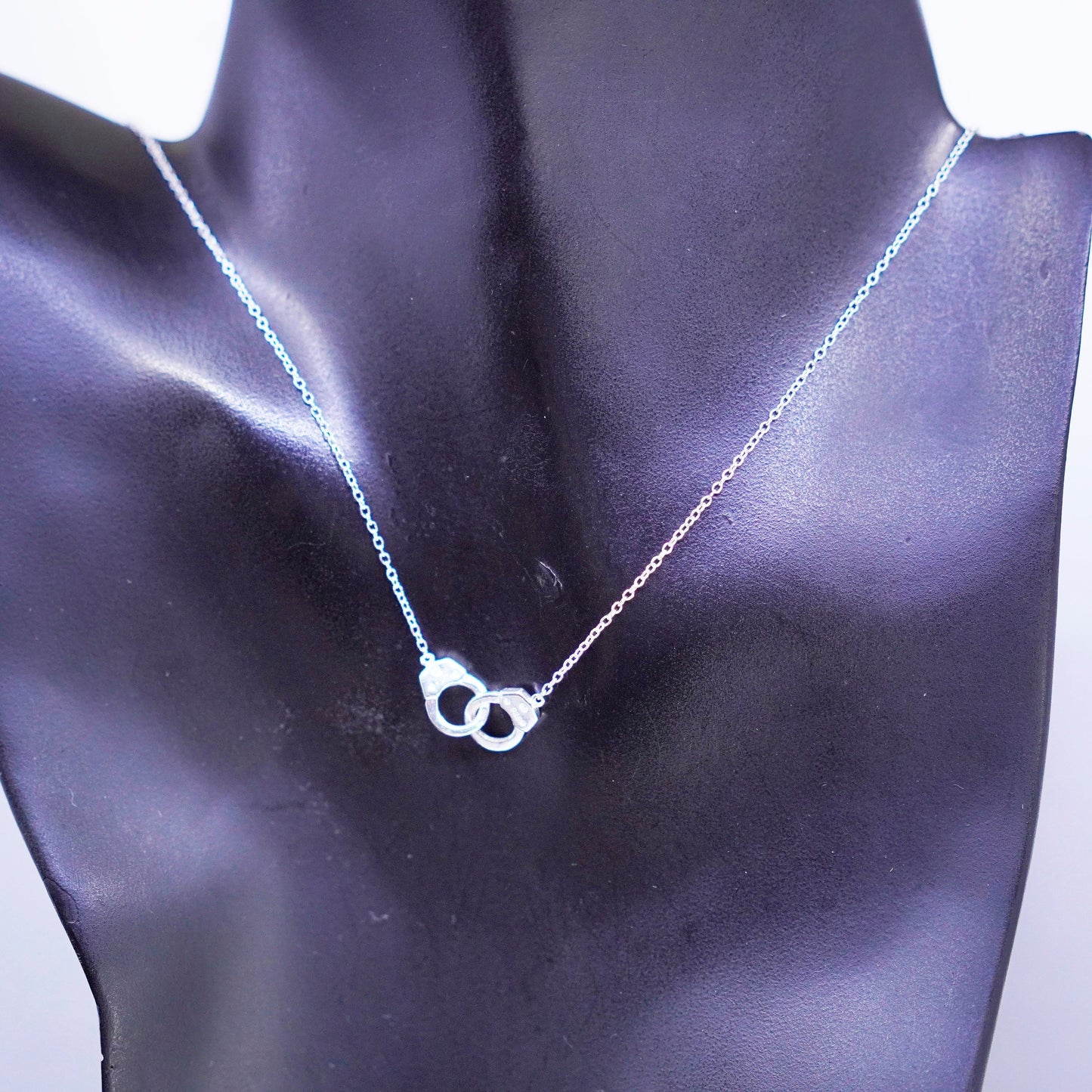 16+2”, vintage Sterling 925 silver handmade circle necklace w/ handcuff pendant