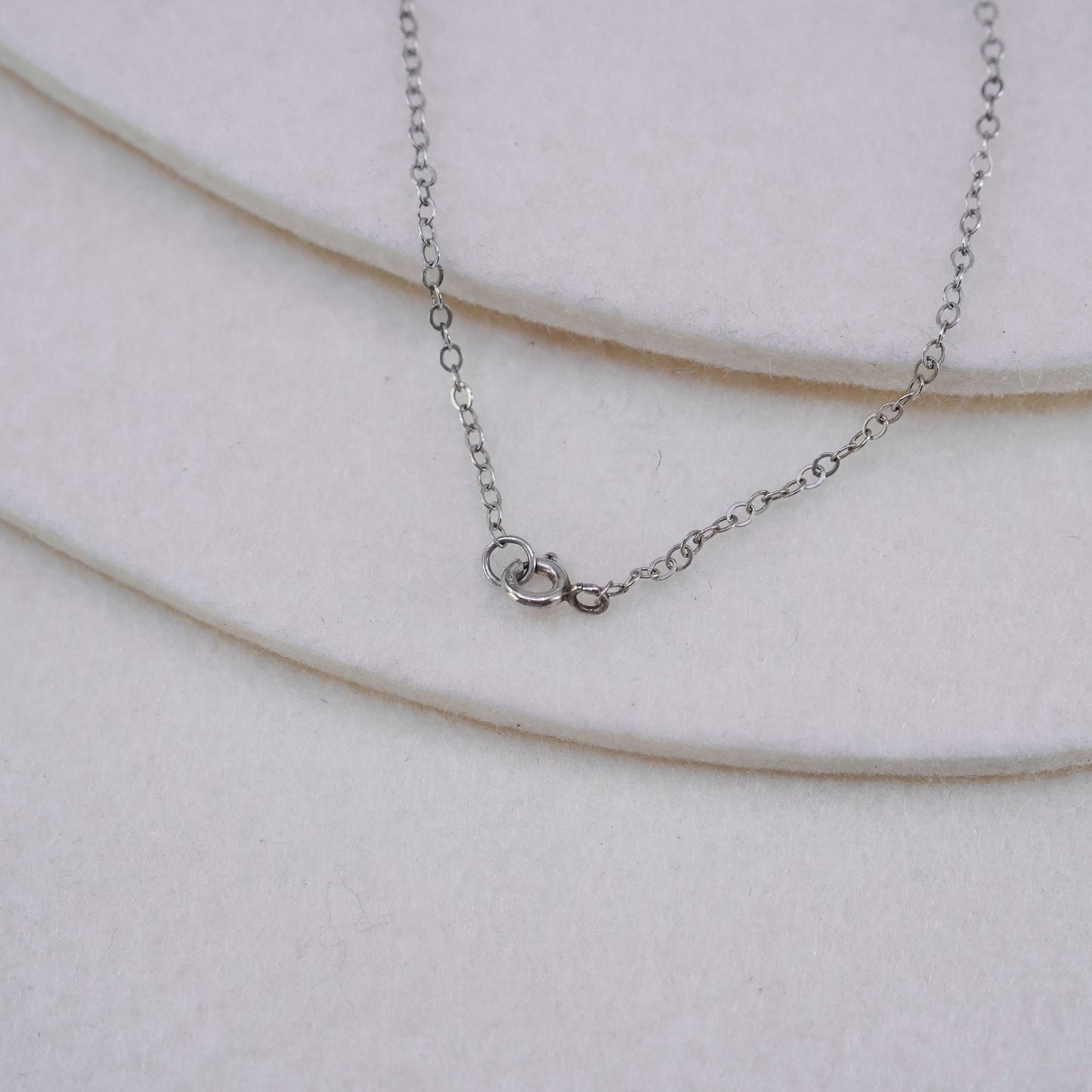 16”, VTG DMK Sterling 925 silver circle necklace Salmon of Knowledge pendant