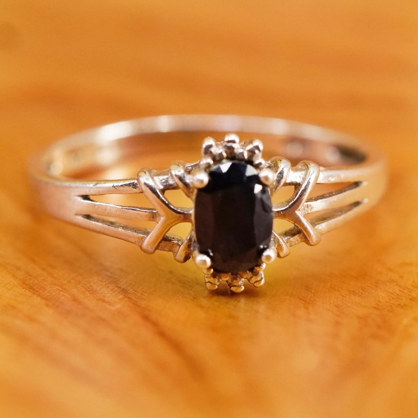 Size 9.5, vintage Sterling 925 silver handmade ring with sapphire