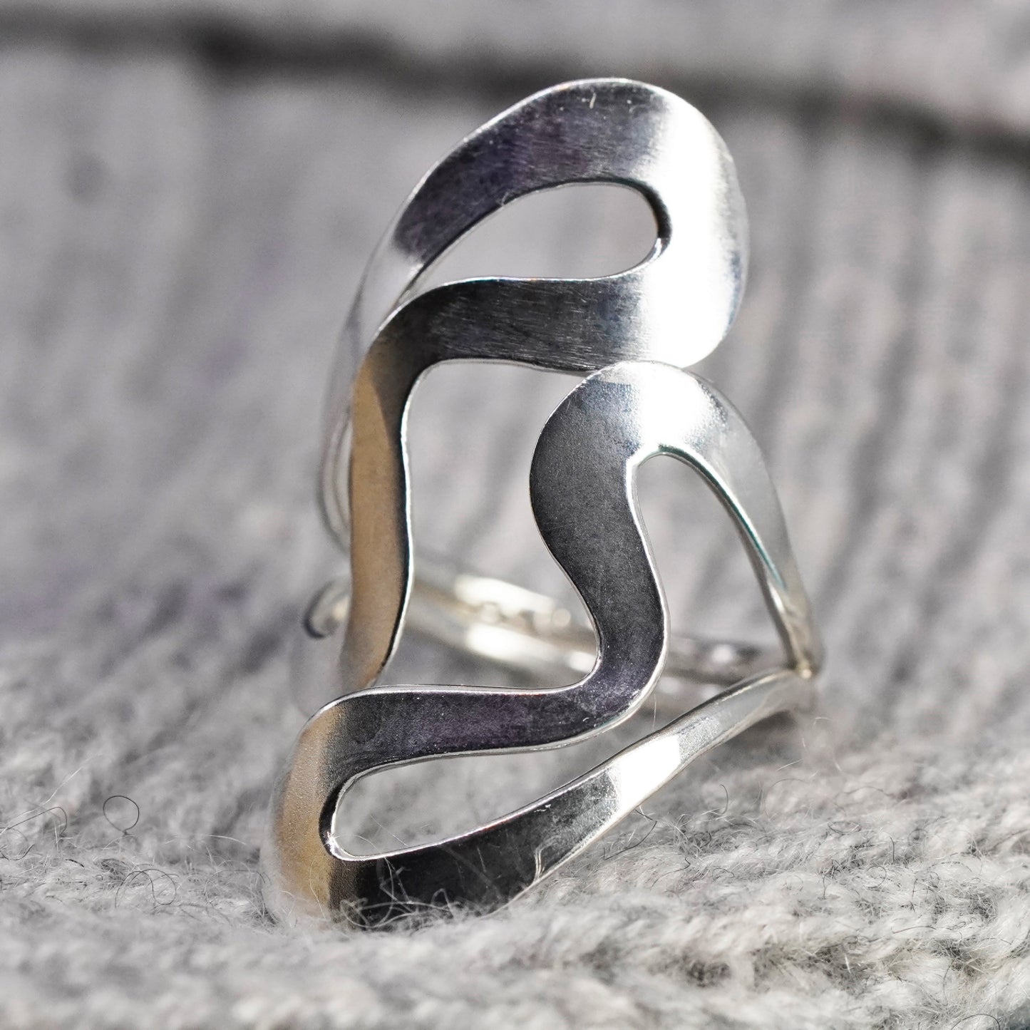 Size 8, Sterling silver wrapped ring, modern 925 silver double heart wrap band