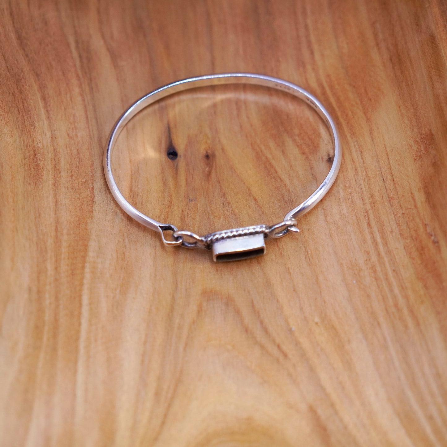 7”, Vintage Sterling silver handmade bracelet, Mexico 925 hinged bangle onyx